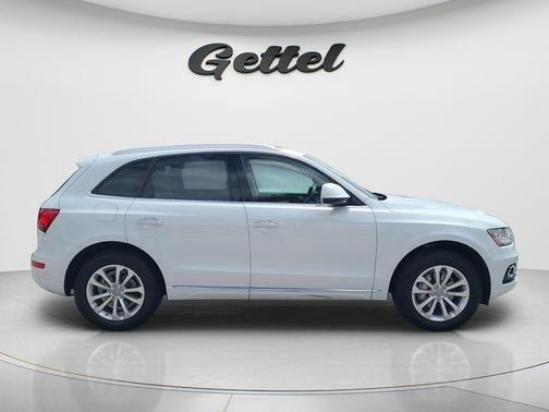 2016 Audi Q5 2.0T Premium Plus