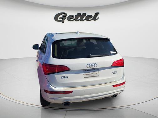 Glacier White 2016 Audi Q5 2.0T Premium Plus