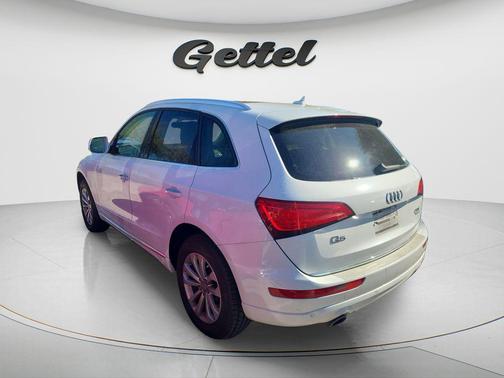 Glacier White 2016 Audi Q5 2.0T Premium Plus