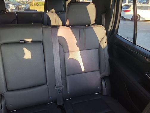 2022 Chevrolet Tahoe 2WD RST