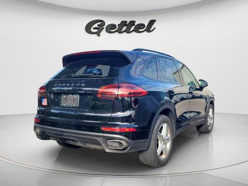 Black 2016 Porsche Cayenne Cayenne