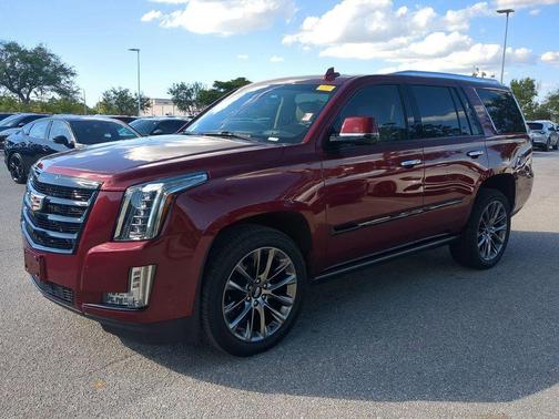 2020 Cadillac Escalade Premium Luxury
