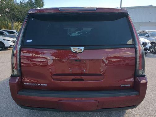 2020 Cadillac Escalade Premium Luxury