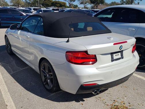 2018 BMW 230 230i