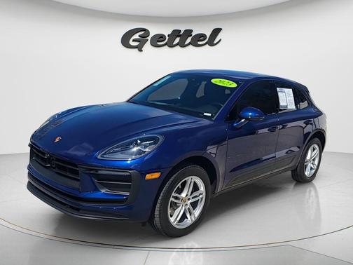 2023 Porsche Macan Base