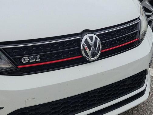 2018 Volkswagen Jetta 2.0T GLI