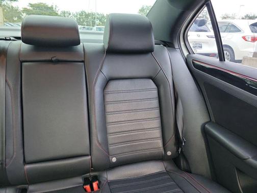 2018 Volkswagen Jetta 2.0T GLI