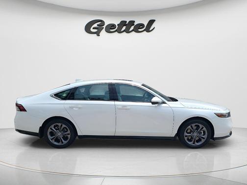 Platinum White Pearl 2025 Honda Accord Hybrid EX-L