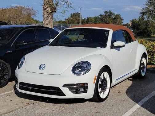 2019 Volkswagen Beetle 2.0T SE