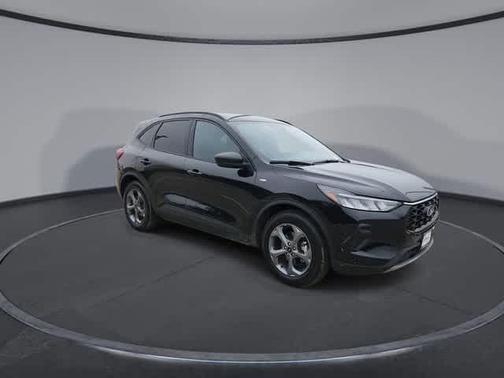 Agate Black Metallic 2025 Ford Escape ST-Line