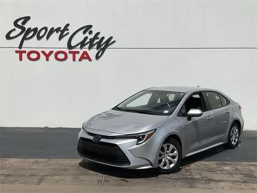 2025 Toyota Corolla Hybrid LE