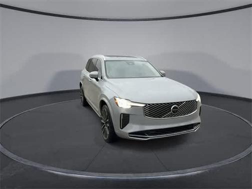 2025 Volvo XC90 B6 Plus 7-Seater