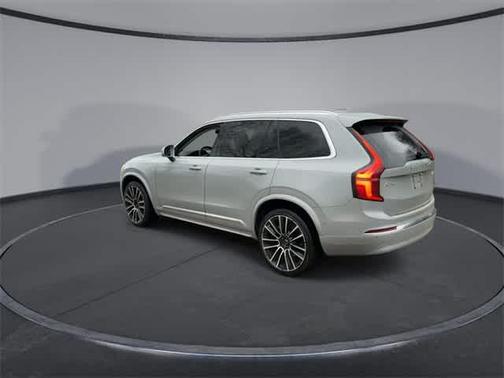 2025 Volvo XC90 B6 Plus 7-Seater