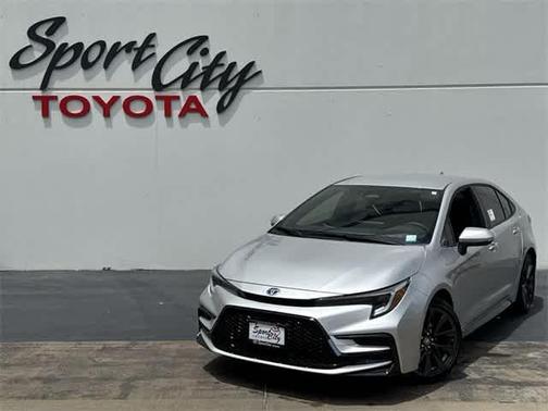 2025 Toyota Corolla Hybrid SE