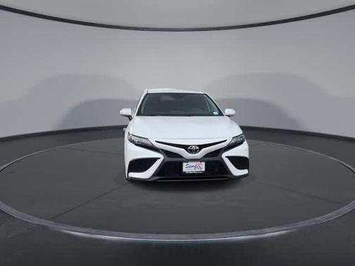 Ice Cap 2023 Toyota Camry SE