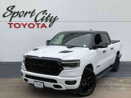 Bright White Clearcoat 2024 RAM 1500 Laramie