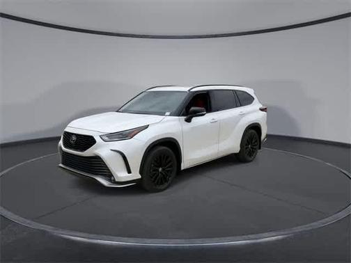 2024 Toyota Highlander XSE