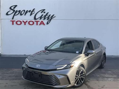 2025 Toyota Camry XLE