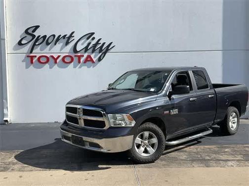 2017 RAM 1500 SLT