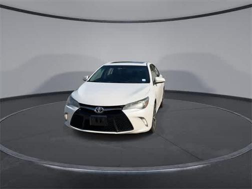 2016 Toyota Camry XSE