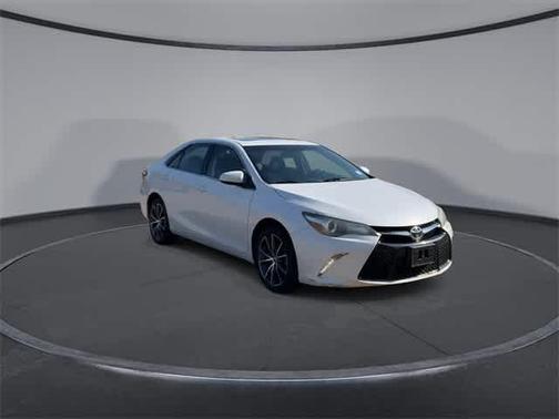 2016 Toyota Camry XSE