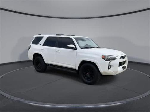2022 Toyota 4Runner SR5