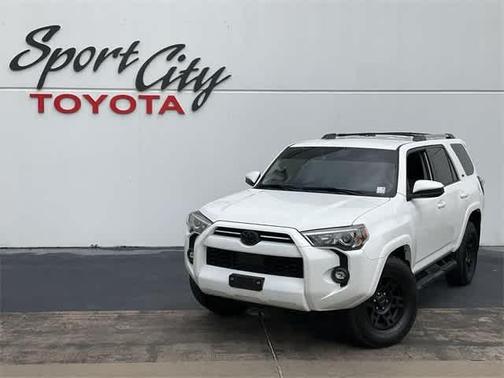 2022 Toyota 4Runner SR5