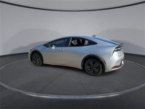 2025 Toyota Prius Plug-In Hybrid SE