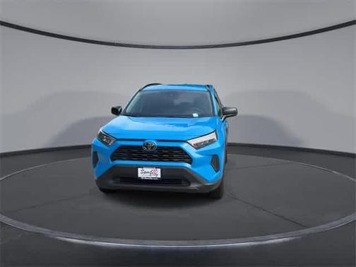 2019 Toyota RAV4 LE