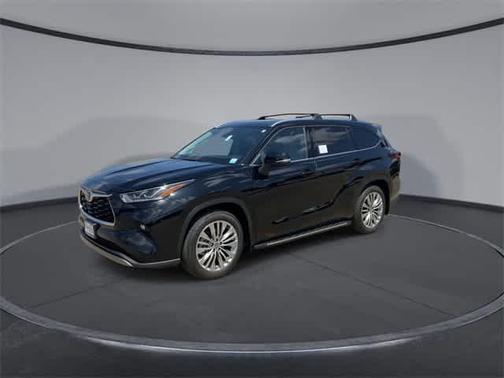 2025 Toyota Highlander Platinum