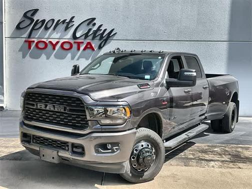 2024 RAM 3500 Big Horn Crew Cab 4x4 8' Box