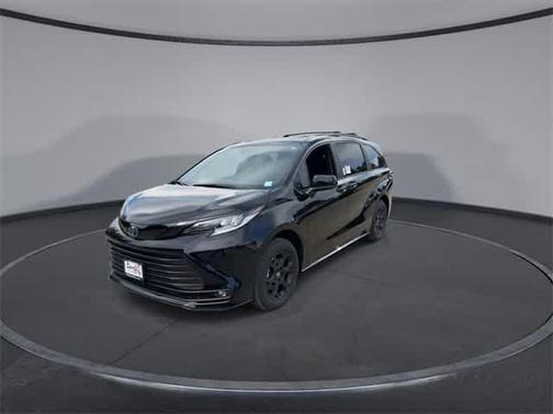 2025 Toyota Sienna Woodland Edition