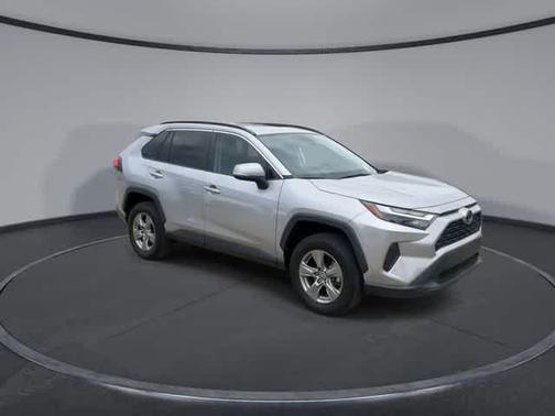 Silver Sky Metallic 2022 Toyota RAV4 XLE