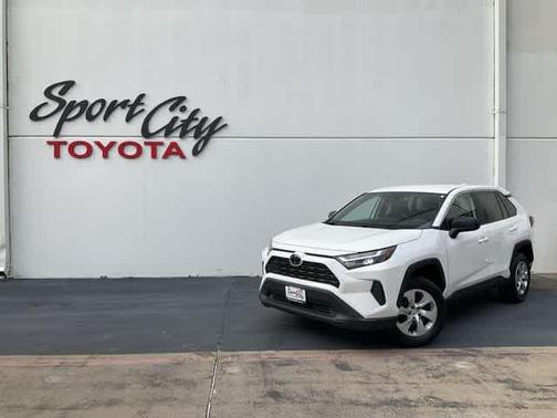 Ice Cap 2024 Toyota RAV4 LE