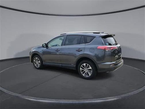 2017 Toyota RAV4 Hybrid XLE