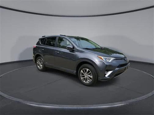 2017 Toyota RAV4 Hybrid XLE