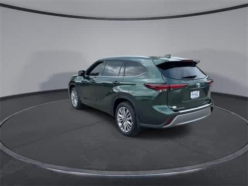 2025 Toyota Highlander Platinum