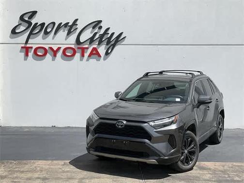 2023 Toyota RAV4 Hybrid SE