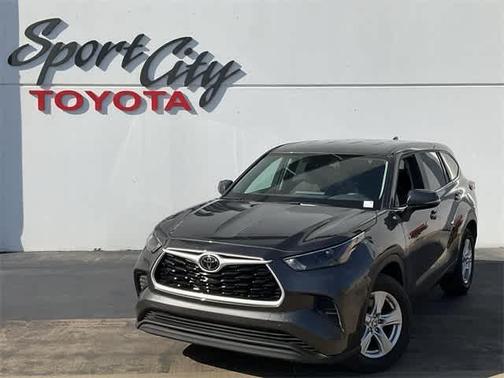2023 Toyota Highlander L