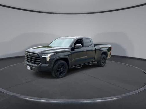 Midnight Black Metallic 2022 Toyota Tundra SR5