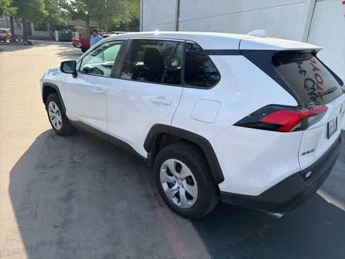 Ice Cap 2025 Toyota RAV4 LE