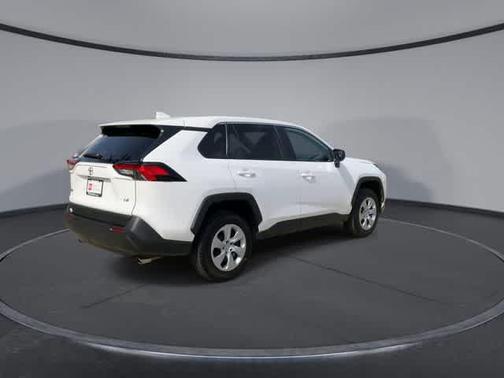 Ice Cap 2025 Toyota RAV4 LE