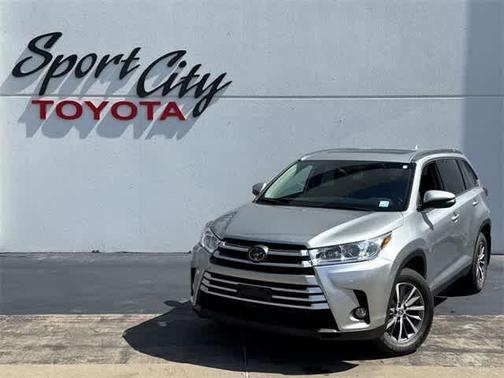 2019 Toyota Highlander XLE