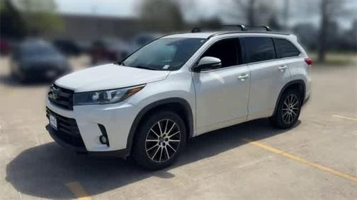 2018 Toyota Highlander SE