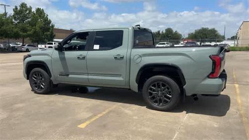 2025 Toyota Tundra Hybrid Platinum