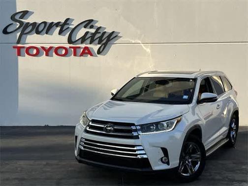 2019 Toyota Highlander Limited Platinum