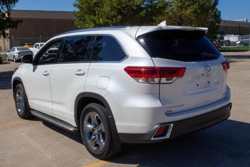 2019 Toyota Highlander Limited Platinum