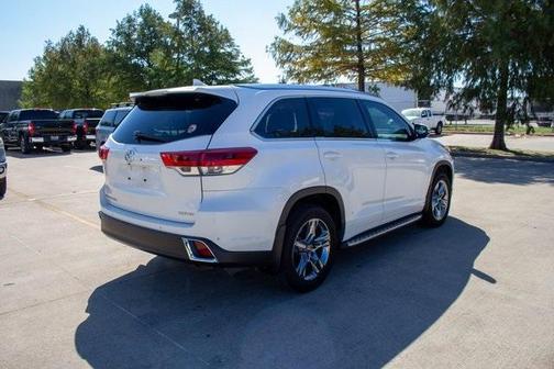 2019 Toyota Highlander Limited Platinum