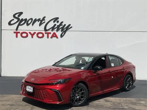 2025 Toyota Camry XSE
