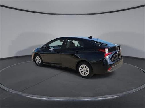 2021 Toyota Prius LE